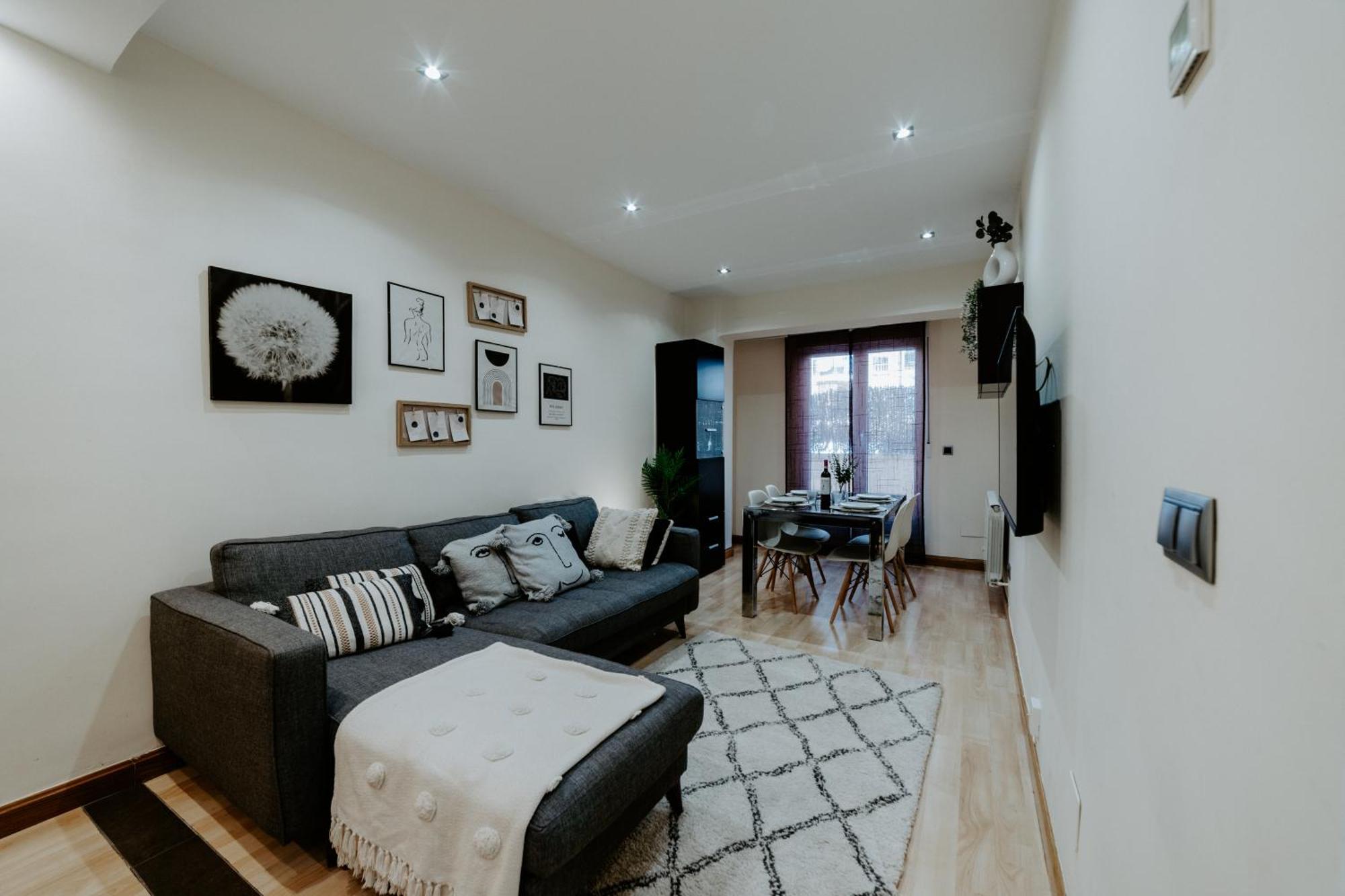 Colon 28 Apartment Logrono Exterior photo